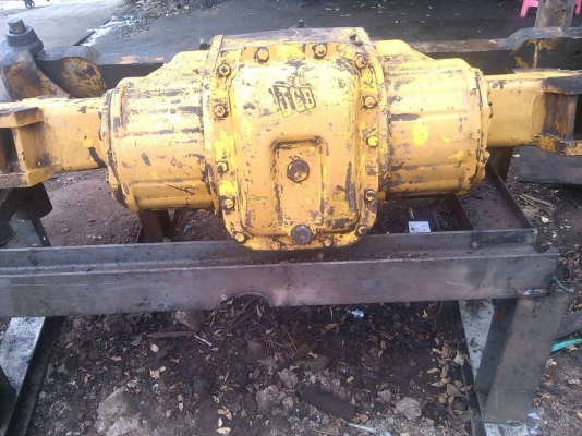 ขายอะไหล่รถ JCB บุ๋งกี๋ เสื้อเพลารถ และเครื่องยนต์รถ