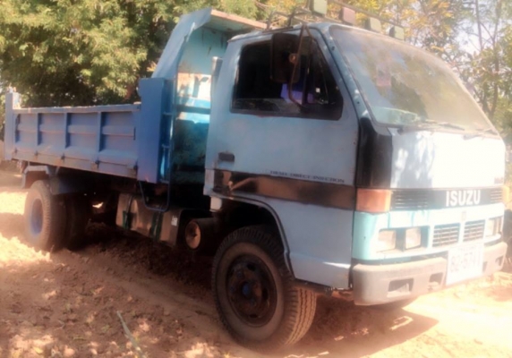 **328,000 บ.ต่อรอง/// 6ล้อดั้มดิน ISUZU NKR-110 รถห้างแท้ **ขาย ISUZU NKR 110 HP 6ล้อดั้มดิน5คิว เดิมบาง พร้อมใช้ ISUZU NKR110 NKR58LU5M 4BE1-110HP ห้างแท้ เกียร์สั้น ปี36 เครื่องเดิมเกียร์เดิม เครื่องดี แน่นดี แห้งดีไม่เยิ้ม เกียร์เกียร์สั้น เข้าง่ายไม่ห **328,000 บ.ต่อรอง/// 6ล้อดั้มดิน ISUZU NKR-110 รถห้างแท้ **ขาย ISUZU NKR 110 HP 6ล้อดั้มดิน5คิว เดิมบาง พร้อมใช้ ISUZU NKR110 NKR58LU5M 4BE1-110HP ห้างแท้ เกียร์สั้น ปี36 เครื่องเดิมเกียร์เดิม เครื่องดี แน่นดี แห้งดีไม่เยิ้ม เกียร์เกียร์สั้น เข้าง่ายไม่ห