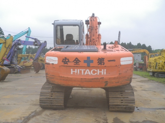 ขายค่ะ HITACHI EX120-5E  นำเข้าจากญี่ปุ่น สภาพสวยมาก เครื่องปั้มดี ไฟฟ้าครบ  มีลาย piping