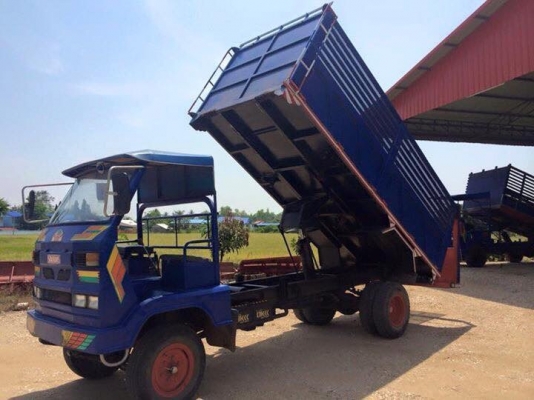 ขายรถไถมือ 2 สนใจติดต่อได้ที่เบอร์ 081-9136451