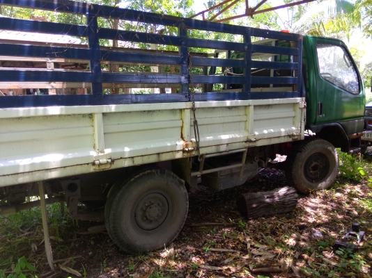 ระเบิดรถแคนเตอร์สี่ล้อขาย