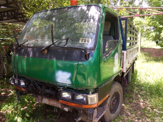 ระเบิดรถแคนเตอร์สี่ล้อขาย