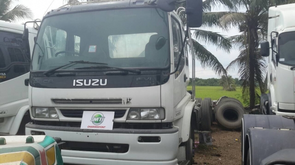 รถเข้าใหม่ หัวแซสซีมีเข้าหลายคันค่ะ Isuzu FVM 230 /ยาว 7.5 และ 6.3 เมตร สภาพสวย พร้อมใช้งาน ทดลองขับ รถเข้าใหม่ หัวแซสซีมีเข้าหลายคันค่ะ Isuzu FVM 230 /ยาว 7.5 และ 6.3 เมตร สภาพสวย พร้อมใช้งาน ทดลองขับ