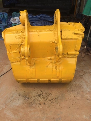 ขาย บุ๋งกี้ PC200-7 ของติดรถมาครับ ขาย บุ๋งกี้ PC200-7 ของติดรถมาครับ