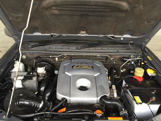 ขายISUZU. DMAX. CAB. 2.5 SX สีเทาปี2010ใส่เเม็กTE37ใหม่ยางใหม่ขอบ17นิ้ว