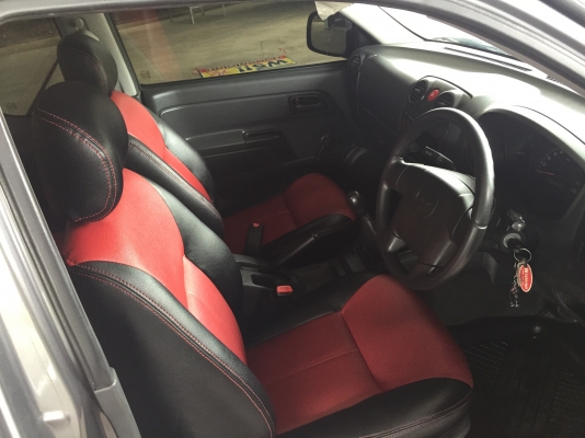 ขายISUZU. DMAX. CAB. 2.5 SX สีเทาปี2010ใส่เเม็กTE37ใหม่ยางใหม่ขอบ17นิ้ว