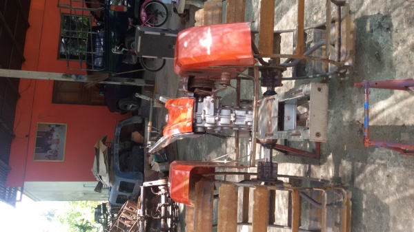 ขายรถไถนาเดินตาม4เกียร์สยามคูโบต้าล้อใหญ่มีกะโปง ราคา26000บาท สนใจโทร 0813655997 อำพร พาเจริญ ราคานี้ยังต่อลองได้อีกนะครับ รถอยู่วังบัว อ คลองขลุง จ กำแพงเพชร .