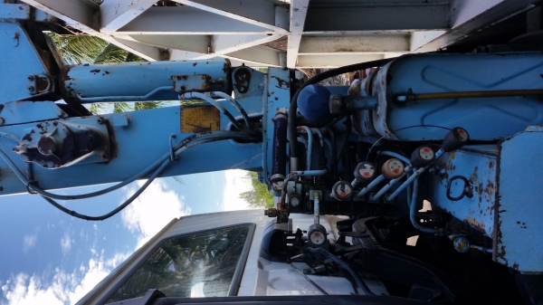 ขายรถบรรทุกติดเครน