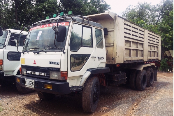 มือ สภาพปานกลาง