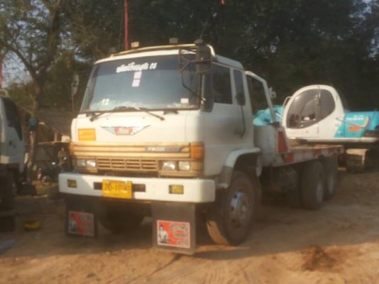 เทเลอร์บรรทุกแบคโฮขนาด200 HINO-221เครื่อง220แรงม้า2เพลา