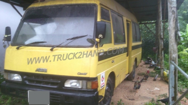 รถบัสรับส่งนักเรียน  รุ่น AM815  แชชซี KN2F เครื่อง 110HP