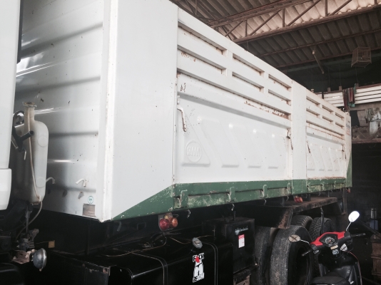 ขาย..360แรงปี56.รวมดาวน์รวมผ่อน 2300000. ดาวน์ประมาณ1100000 ผ่อนต่ออีก1200000.เดือนละ38448.  รถสวยมากๆรถบรรทุกดินลูกรัง