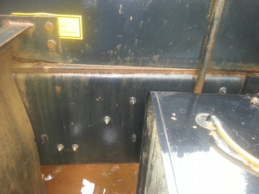 ขาย..360แรงปี56.รวมดาวน์รวมผ่อน 2300000. ดาวน์ประมาณ1100000 ผ่อนต่ออีก1200000.เดือนละ38448.  รถสวยมากๆรถบรรทุกดินลูกรัง