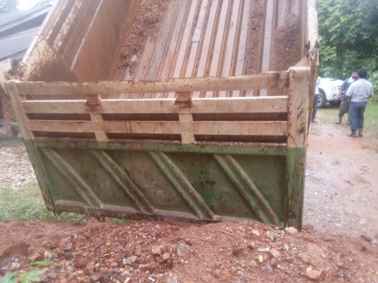 ขาย..360แรงปี56.รวมดาวน์รวมผ่อน 2300000. ดาวน์ประมาณ1100000 ผ่อนต่ออีก1200000.เดือนละ38448.  รถสวยมากๆรถบรรทุกดินลูกรัง