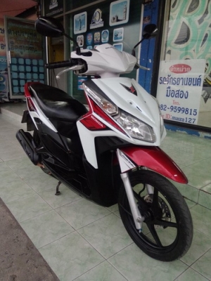 Honda Click 110i ตัวท็อปคอทบายเบรค (ล้อแม็ก) สวยๆพร้อมเล่ม