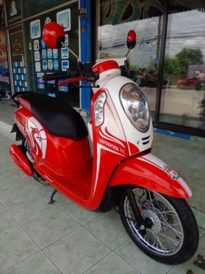 New Scoopy-i Limited Edition ลิเวอร์พูล รถปี56 สวยๆวิ๊งๆครับ