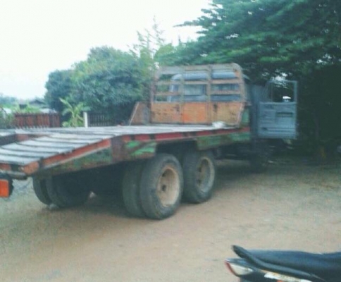 ขายถูกรถเทรลเลอร์ 10ล้อ