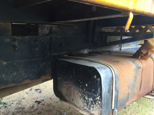 6ล้อดั้ม145แรง FSR11F ปี2543 จดเล่ม..รถสวยมาก เล่มพร้อม ภาษีเต็ม รถห้างแท้เดิมๆแค้สีไม่เดิม