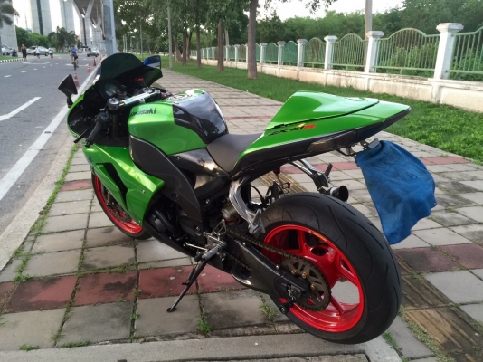 รถเทพ ขาย zx10r ปี 2006 กุญแจ 3 ดอด ราคา 270,000 บาท(ทะเบียนเล่มเขียว)