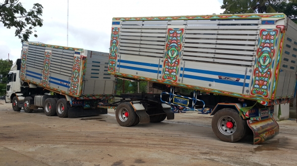 ขายรถพ่วง 22 ล้อ แม่.ลูก กระบะเนียมคอกเกษตรดั้ม อู่.เจ ซี ทรัค HINO PROFIA FN2P P11C.320 แรง 7 เกียร์ รถสวย ราคา.1550000 ต่อรอง ขายรถพ่วง 22 ล้อ แม่.ลูก กระบะเนียมคอกเกษตรดั้ม อู่.เจ ซี ทรัค HINO PROFIA FN2P P11C.320 แรง 7 เกียร์ รถสวย ราคา.1550000 ต่อรอง