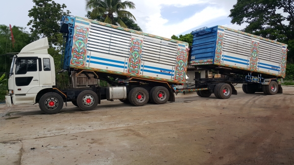 ขายรถพ่วง 22 ล้อ แม่.ลูก กระบะเนียมคอกเกษตรดั้ม อู่.เจ ซี ทรัค HINO PROFIA FN2P P11C.320 แรง 7 เกียร์ รถสวย ราคา.1550000 ต่อรอง ขายรถพ่วง 22 ล้อ แม่.ลูก กระบะเนียมคอกเกษตรดั้ม อู่.เจ ซี ทรัค HINO PROFIA FN2P P11C.320 แรง 7 เกียร์ รถสวย ราคา.1550000 ต่อรอง