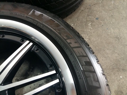 ขายล้อมือสอง ขอบ17 พร้อมยางมือสอง 215/50R17