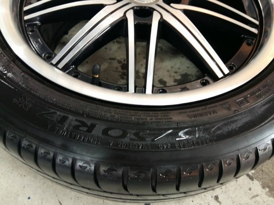 ขายล้อมือสอง ขอบ17 พร้อมยางมือสอง 215/50R17