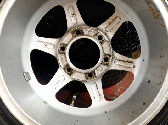 ขายล้อแท้ Enkai japan พร้อมยาง BF 235 x 85 x 16 ขายล้อแท้ Enkai japan พร้อมยาง BF 235 x 85 x 16