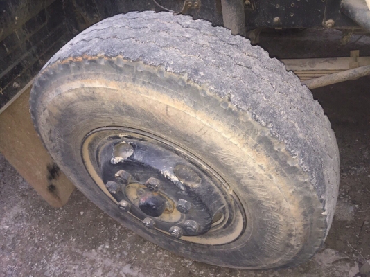ขายรถ10ล้อท้ายลาด ISUZU FVZ12MY วางเครื่องHINO 195แรงม้า สนใจโทร 081-970-1072