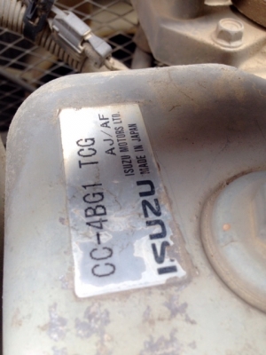 รถขุด Hitachi ZX135US สต็อกเรา สนใจโทร. 080-6565422 (หนิง)