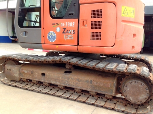 รถขุด Hitachi ZX135US สต็อกเรา สนใจโทร. 080-6565422 (หนิง)