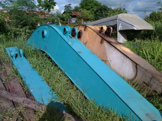 ขายเฟรมล่าง บูม อามแม็คโครหลายรุ่นคับ