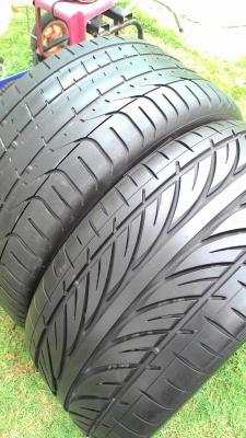 255/35R18 HANKOOK  และ PIRALLI  มี 2 เส้น  tel.081-427-3941