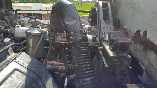 ขาย10ล้อพื้นเรียบเพลาเดียวรถห้าง