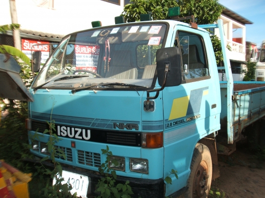 ขายรถหกล้อ อีซูซุ 110 แรงม้า สภาพดี เครื่องยนต์ดี คัตซีสวย รถห้างออกมือหนึ่งเดิมๆ