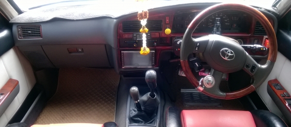 TOYOTA HILUX คานแข็ง เครื่อง1KZ TOYOTA HILUX คานแข็ง เครื่อง1KZ