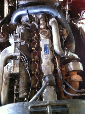 เทนเลอร์ฮีโน่สิบล้อ 2 เพลาเครื่อง 285 แรงเบรคทิฟฟี่เพาร์เวอร์ช่วงล่าง ZM 550000