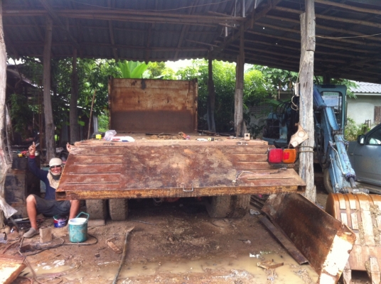 เทนเลอร์ฮีโน่สิบล้อ 2 เพลาเครื่อง 285 แรงเบรคทิฟฟี่เพาร์เวอร์ช่วงล่าง ZM 550000