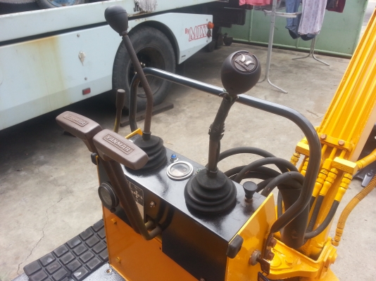 รถแบคโฮ Yanmar yb10 นำเข้าจากญี่ปุ่น รถแบคโฮ Yanmar yb10 นำเข้าจากญี่ปุ่น