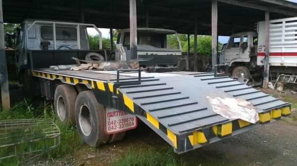 ขายเทนเลอร์ 10 ล้อ 2 เพลา NISSAN UD เครื่อง V8 สูบ 320 แรงม้า คัสซีสวยตลอดเส้น หางเทนเลอร์ต่อใหม่ ทะเบียนพร้อมโอนครับ