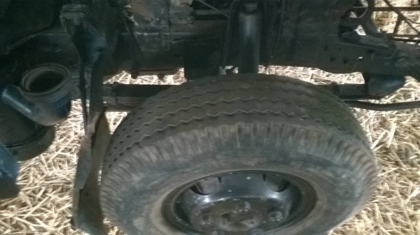 ขาย 6 ล้อ ISUZU KS22 เครื่อง 4BD1 110 แรงม้า ยกหัวได้ พวงมาลัยพาวเวอร์ คัสซีมีรอยนิดหน่อย ทะเบียนพร้อมโอนครับ