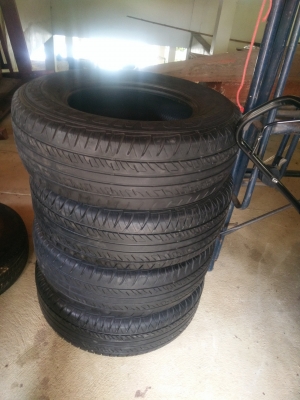 ขายยาง\%DUNLOP 245/70R16