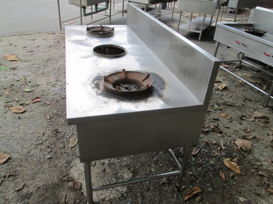 ร้านอาหารใหญ่ครับ    อยากได้อะไรบอกผมครับ   ราคากันเองครับ