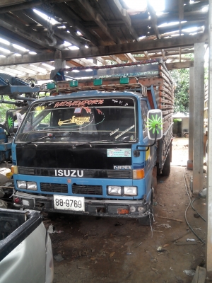 ขายรถ6ล้อ Isuzu npr 115