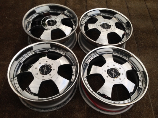 ล้อแท้ FABULOUS ขอบ18 4-5รู114 หน้า 7.5 นิ้ว +42 หลัง 8นิ้ว +36สภาพสวย ไม่มีซ่อม