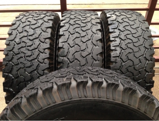 ยาง All BF goodrich 265 75 16 ปี11 ดอกเต็ม พร้อมใช้งาน ยาง All BF goodrich 265 75 16 ปี11 ดอกเต็ม พร้อมใช้งาน