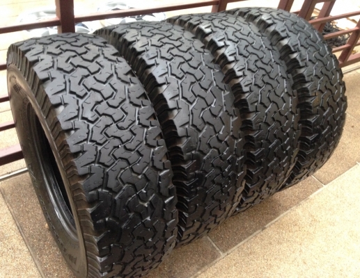 ยาง All BF goodrich 265 75 16 ปี11 ดอกเต็ม พร้อมใช้งาน ยาง All BF goodrich 265 75 16 ปี11 ดอกเต็ม พร้อมใช้งาน