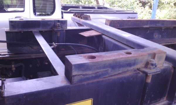 ISUZU FVZ34P 300 10 ล้อ 2 เพลาดัมพ์ กระบะสามมิตร ปี 54