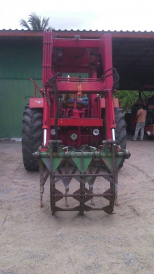 รถคีบอ้อย  ฟอร์ด คีบหลังเกียร์ธรรมดา สามารถเกษตรยนต์