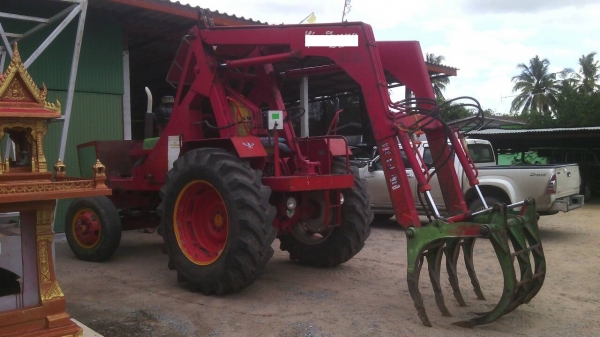รถคีบอ้อย  ฟอร์ด คีบหลังเกียร์ธรรมดา สามารถเกษตรยนต์